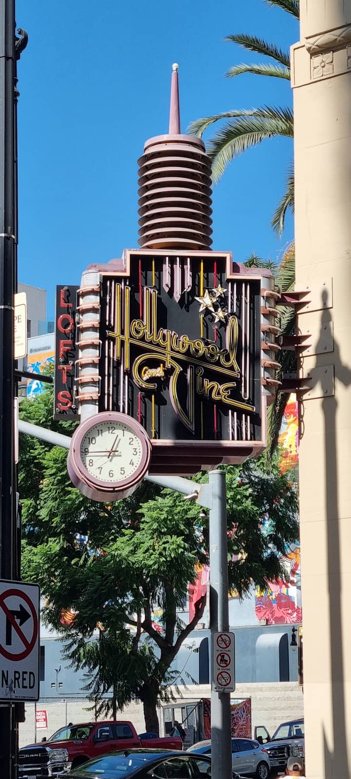 Hollywood & Vine Metro Station