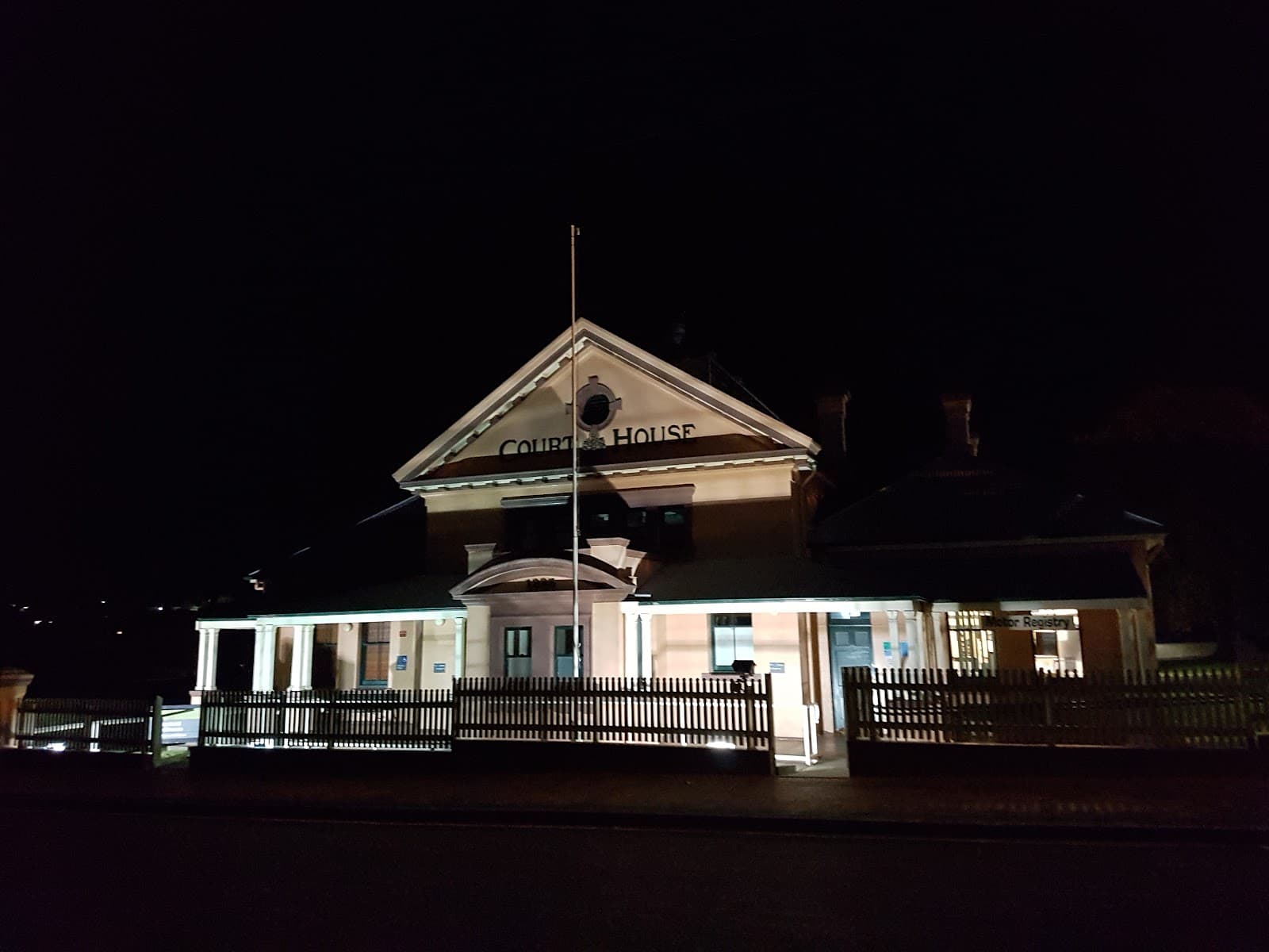 Tenterfield Court House - Image 1