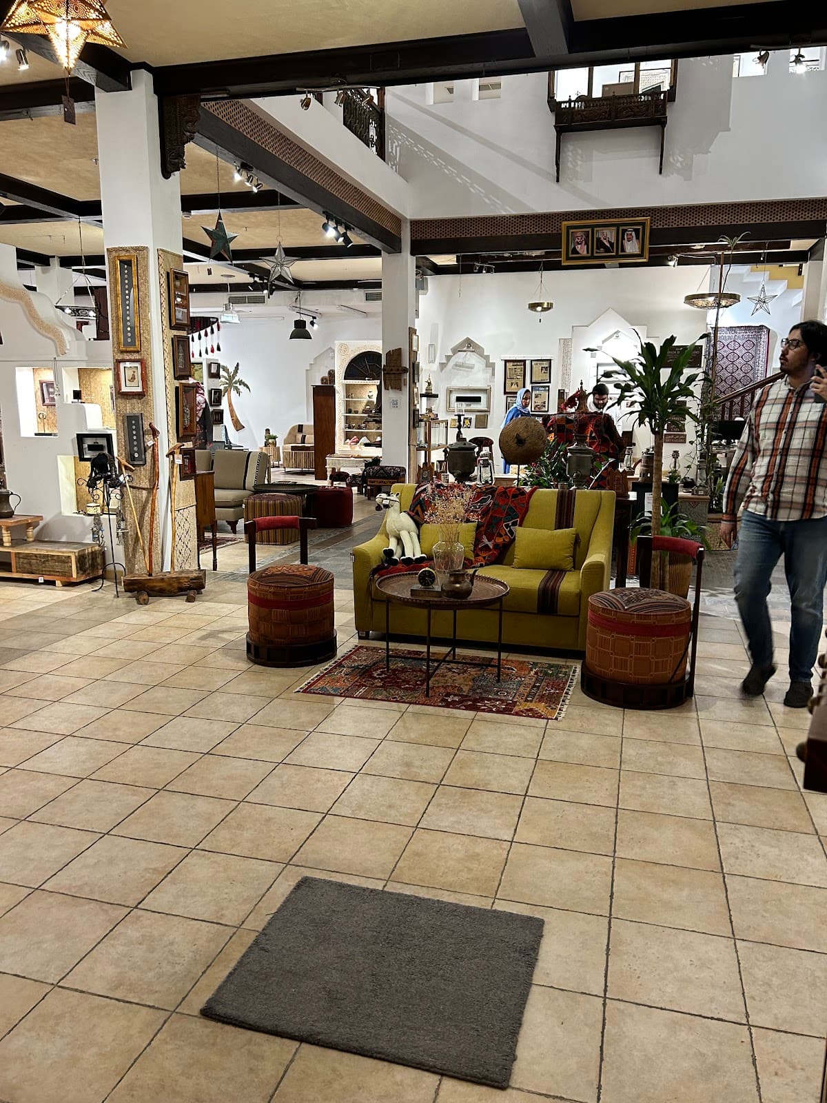 Desert Designs Art Gallery - Image 1