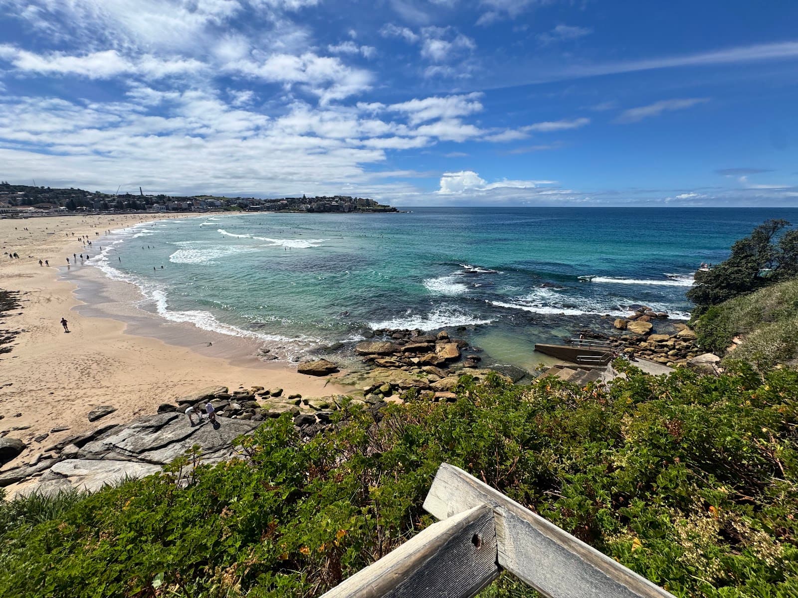 Notts Avenue Lookout - Image 1
