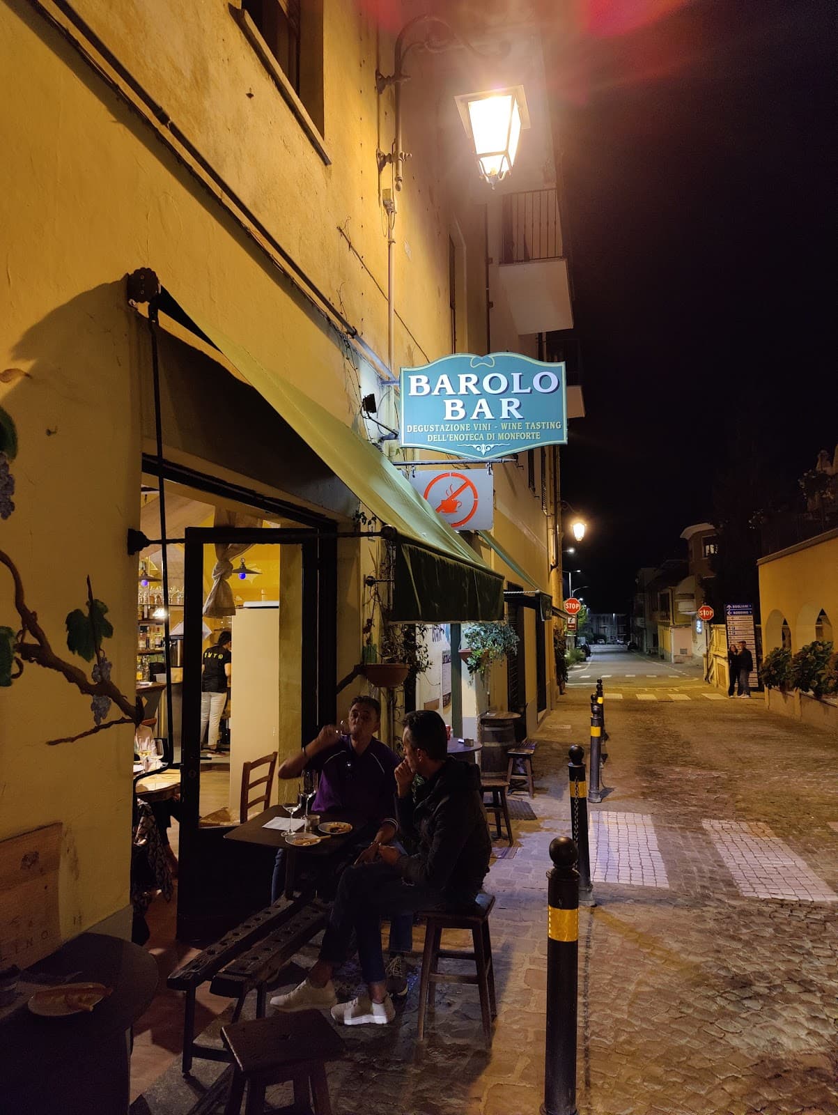 Bar to Bar trail (Barolo–Barbaresco) - Image 1