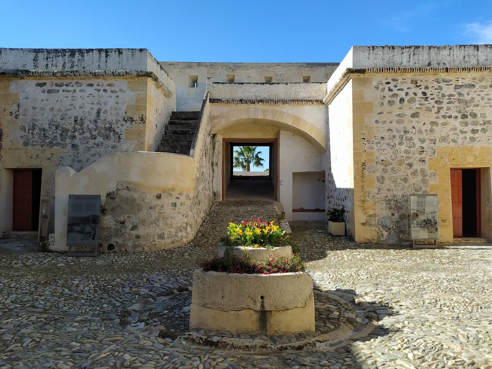 Castillo de la Herradura - Image 1