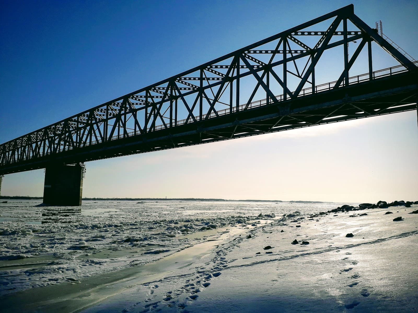 Zeya Bridge - Image 1