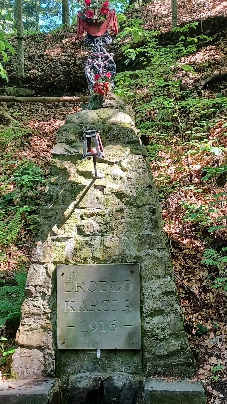 Commemorative Plaque & Cross