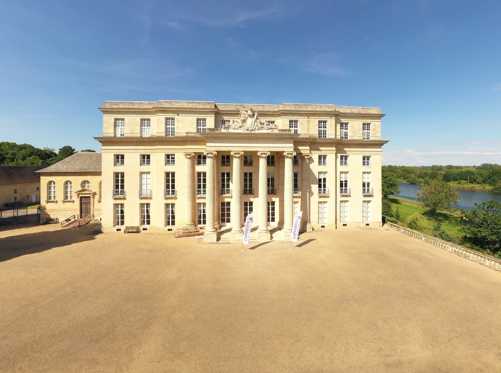 Château de Bénouville - Image 1