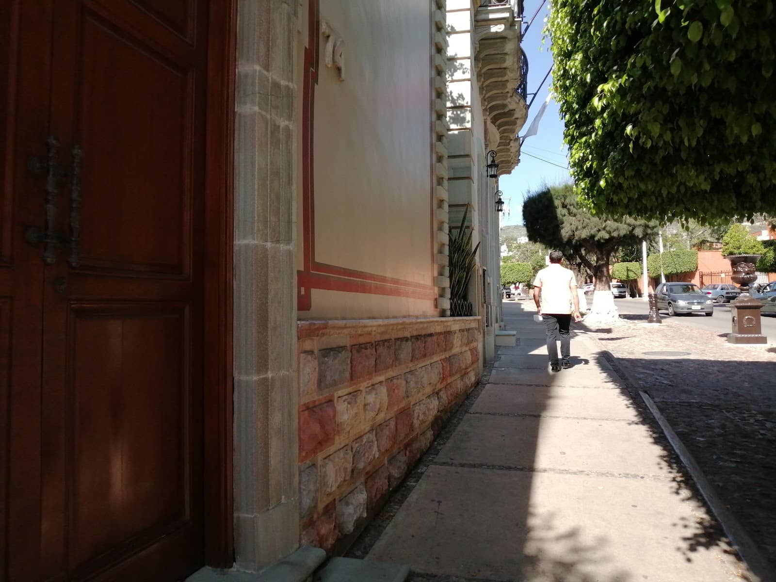 Vertical photo