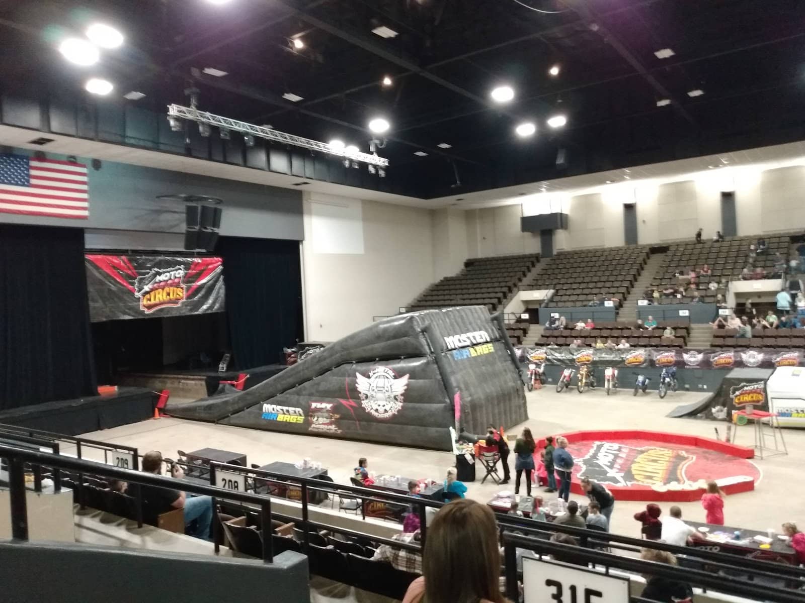 Community Events & Markets