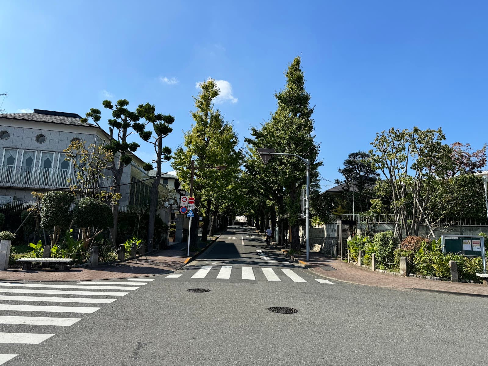 Den-en-chofu Tokyo - Image 1