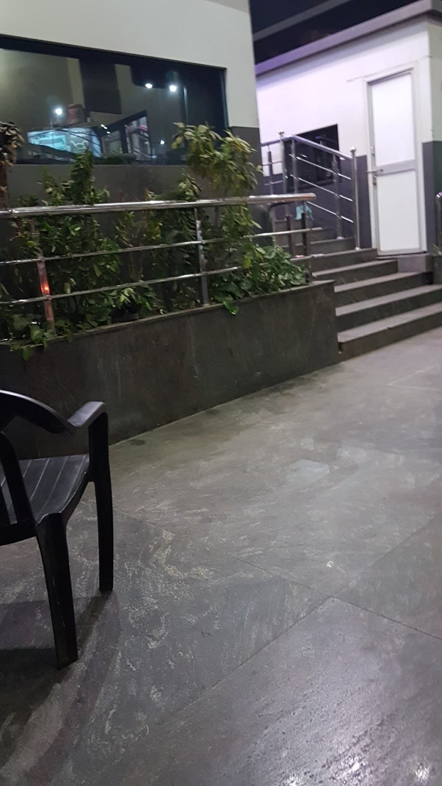 Ring Road Textile Hub - Image 1