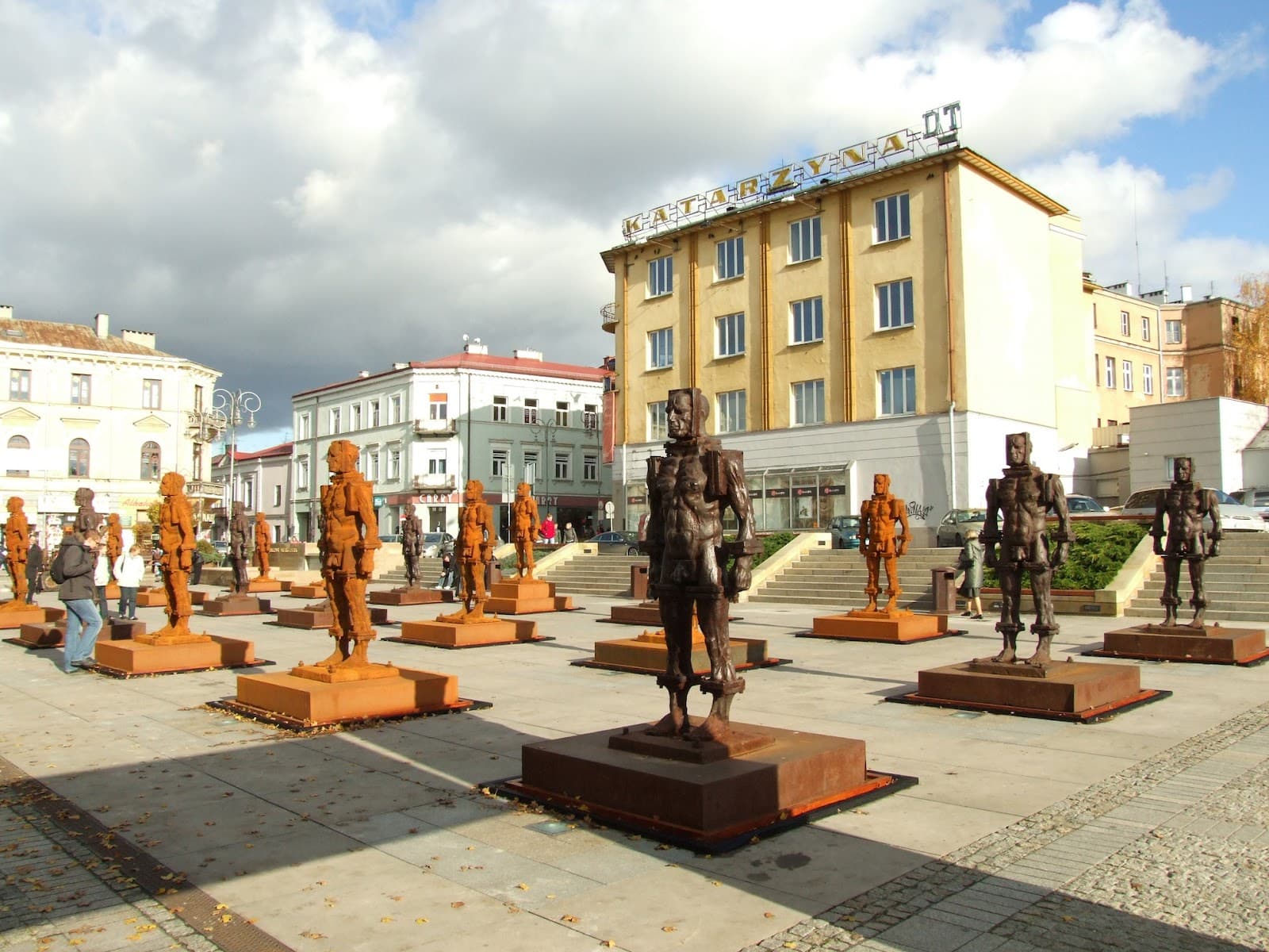 Artists' Square (Plac Artystów) - Image 1