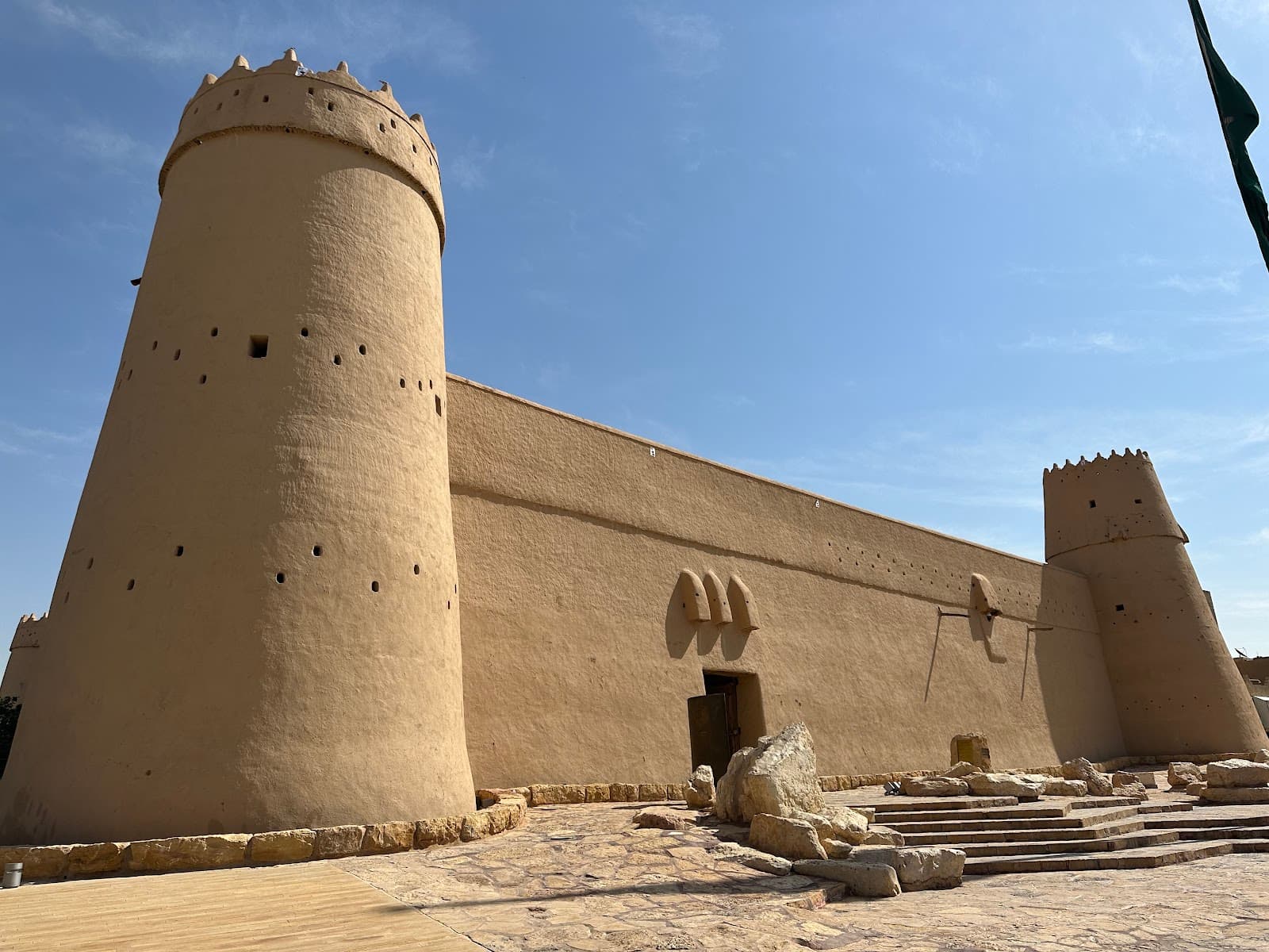 Ad Dilam Fort - Image 1