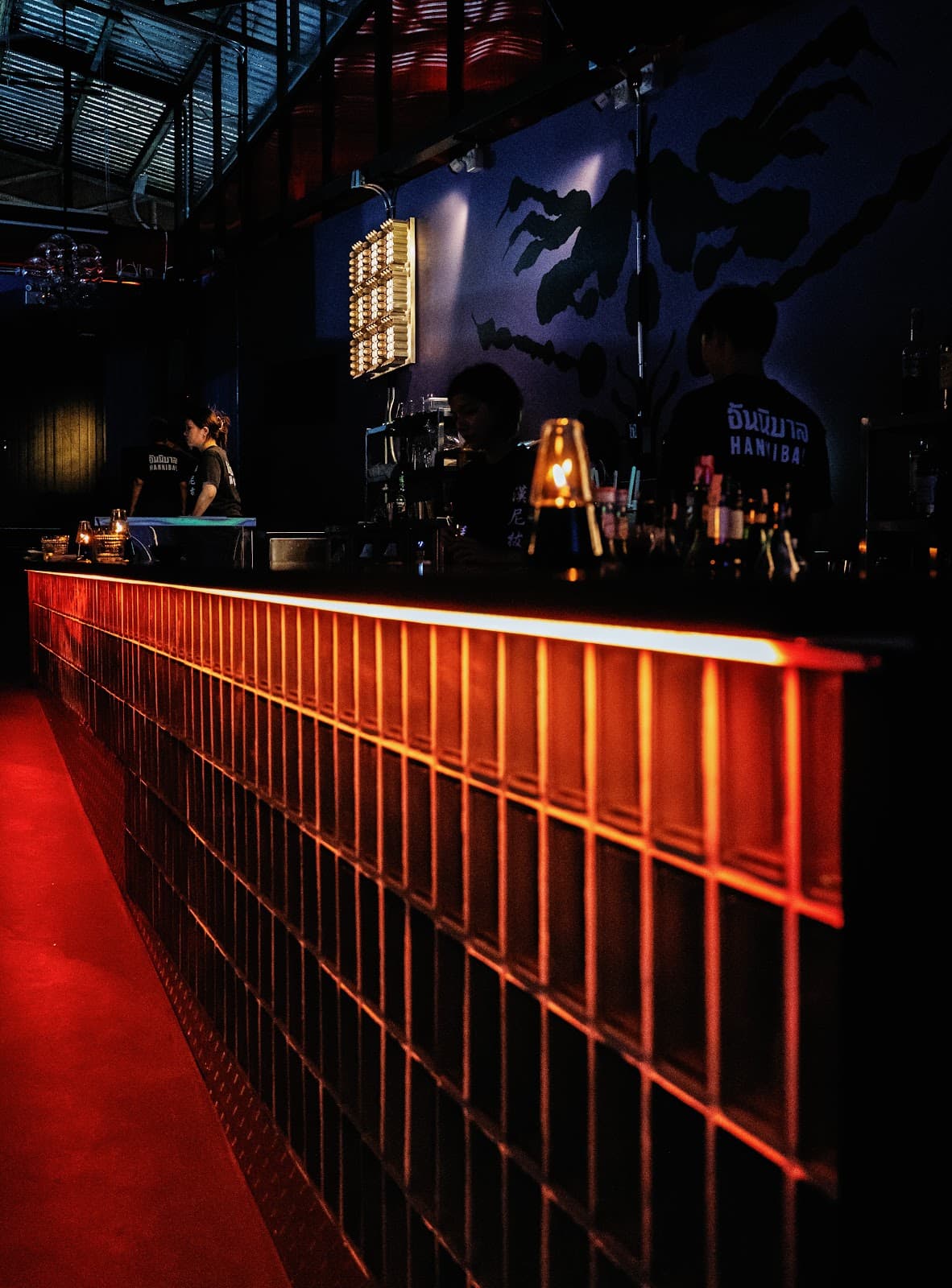 Hannibal Bar - Image 1