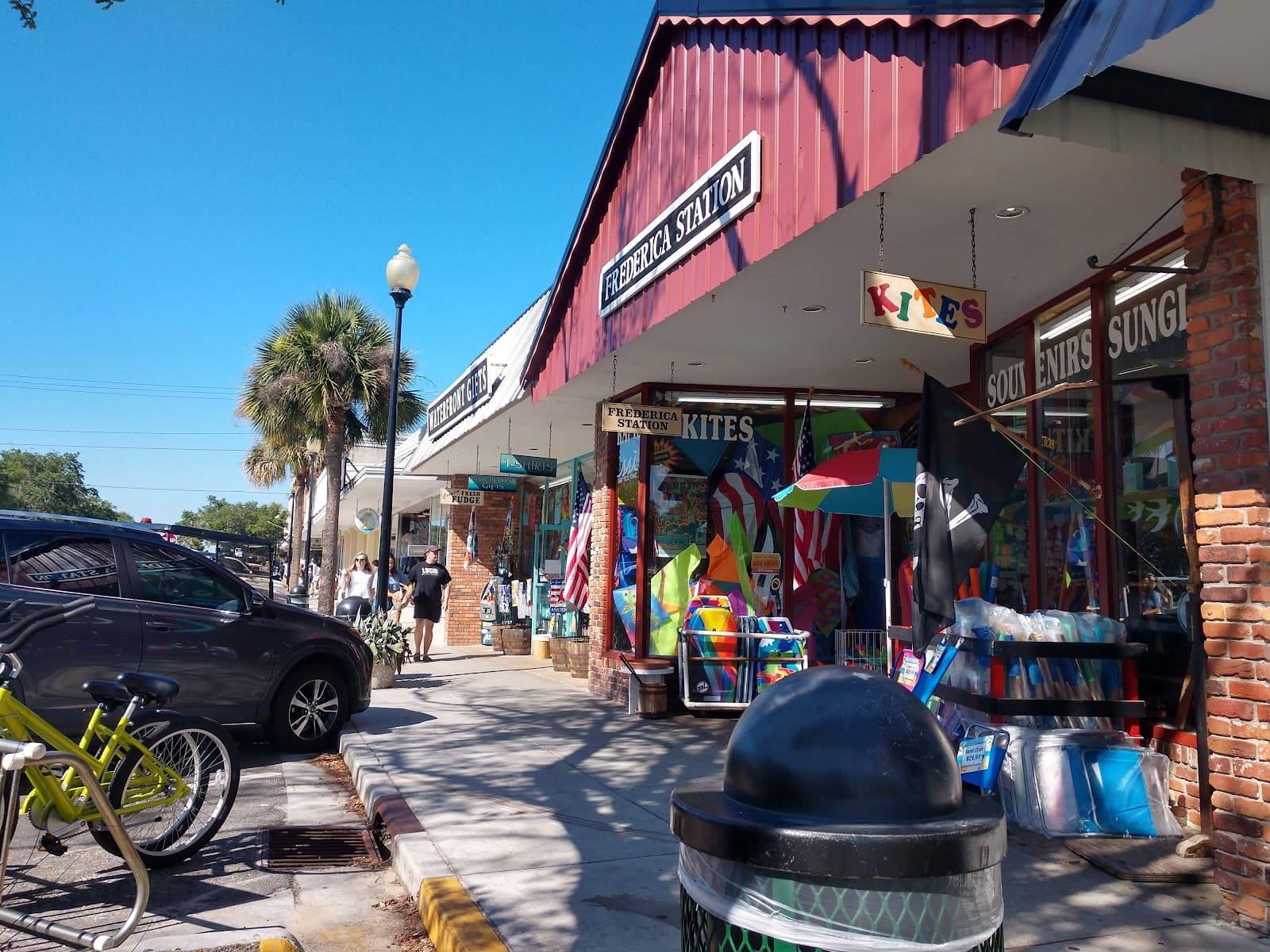 Pier Village (St. Simons) - Image 1