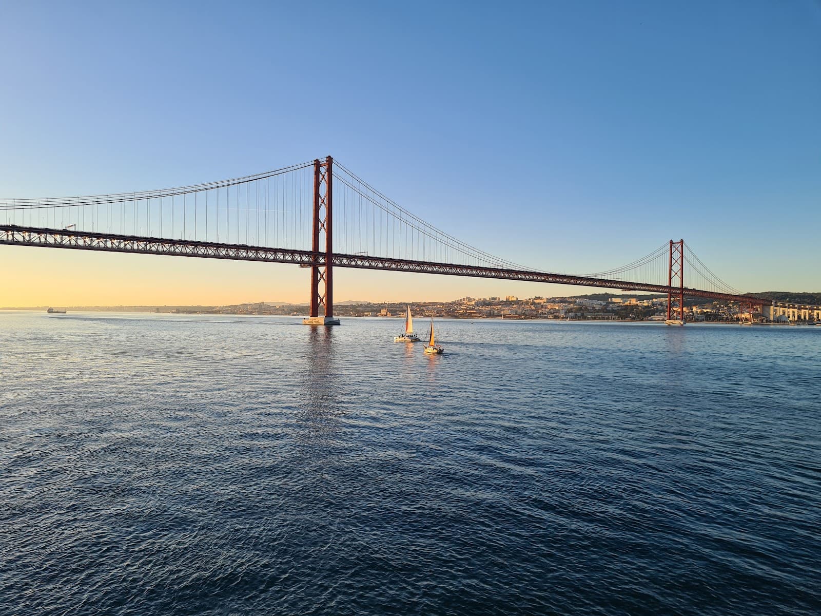 Cais do Ginjal - Image 1