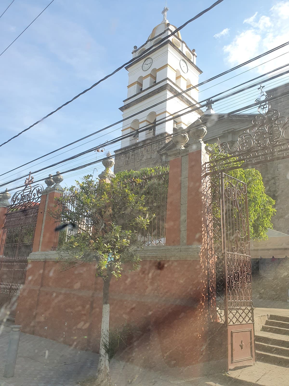 Analco Neighborhood - Image 1