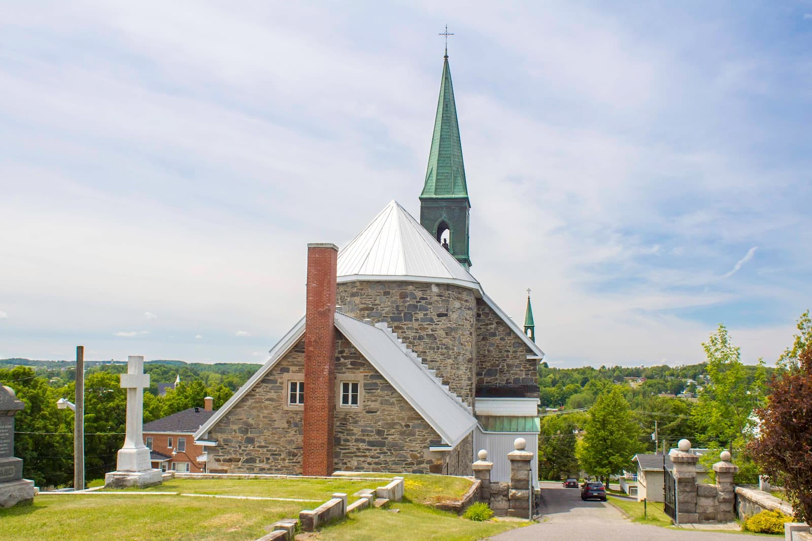 Saint-Edmond Church (Coaticook) - Image 1