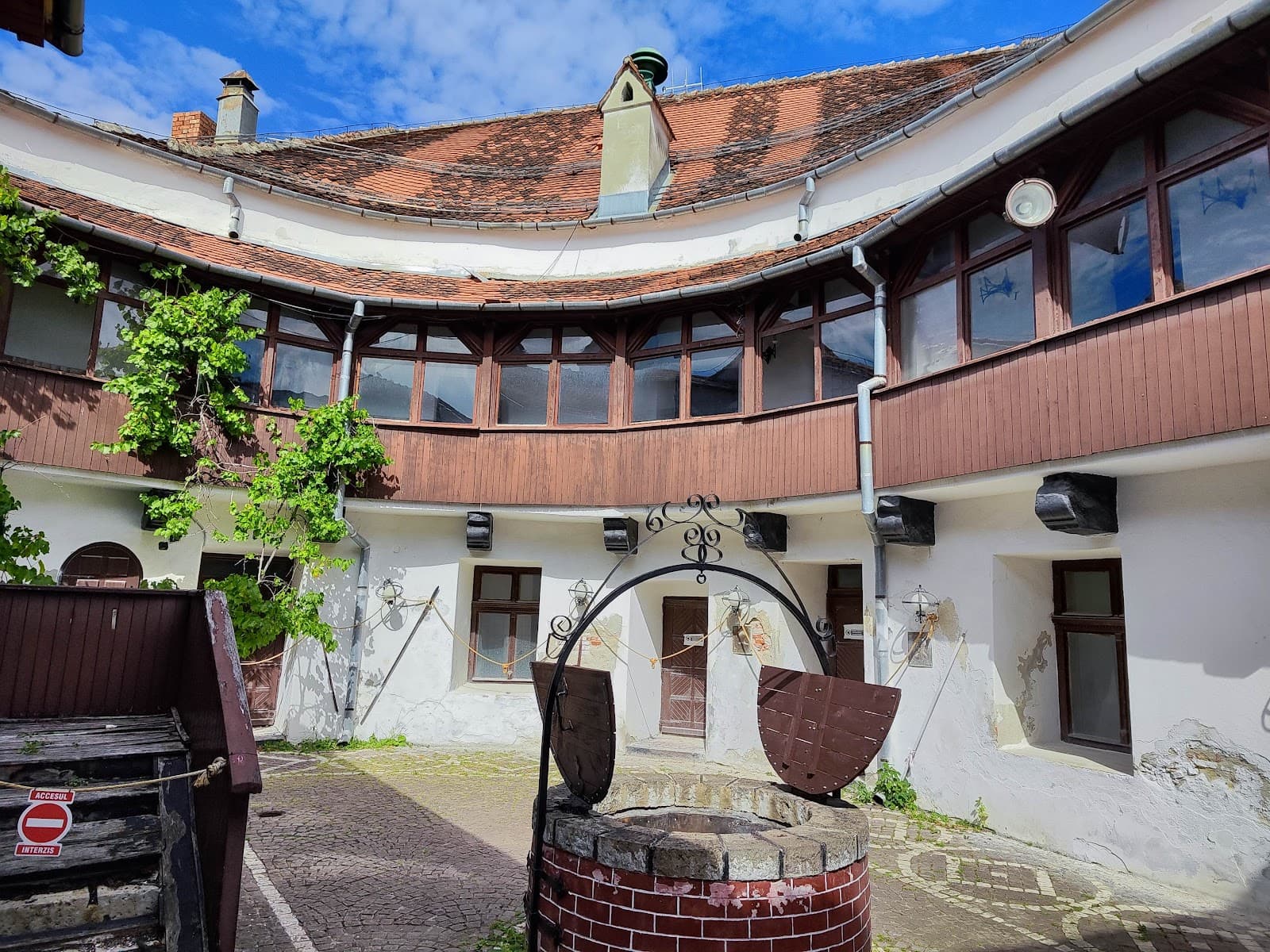 Brașov Citadel (Cetățuia de pe Strajă) - Image 1