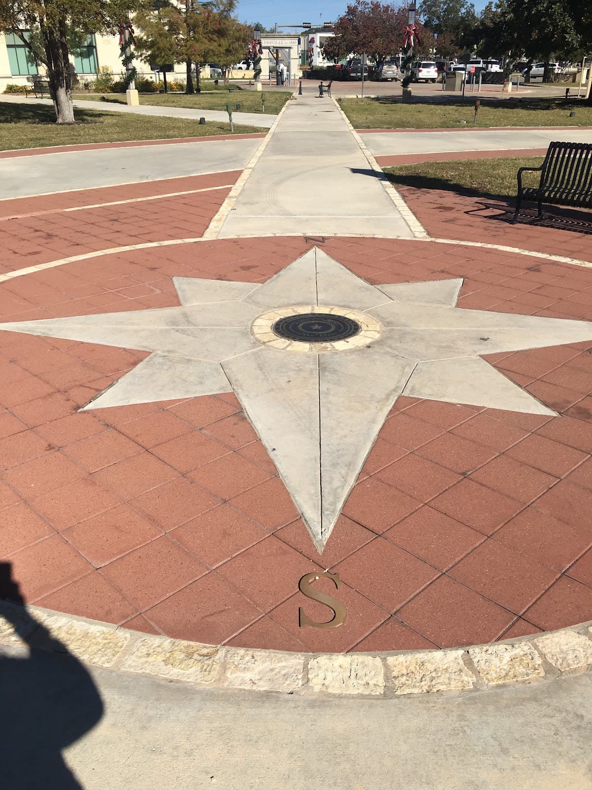Peterson Plaza - Image 1