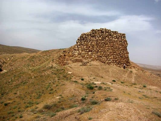 Abunasr Castle - Image 1