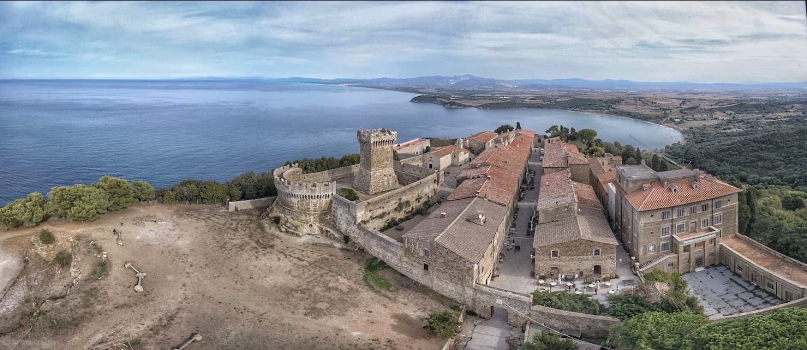 Populonia Village (Populonia Alta) - Image 1