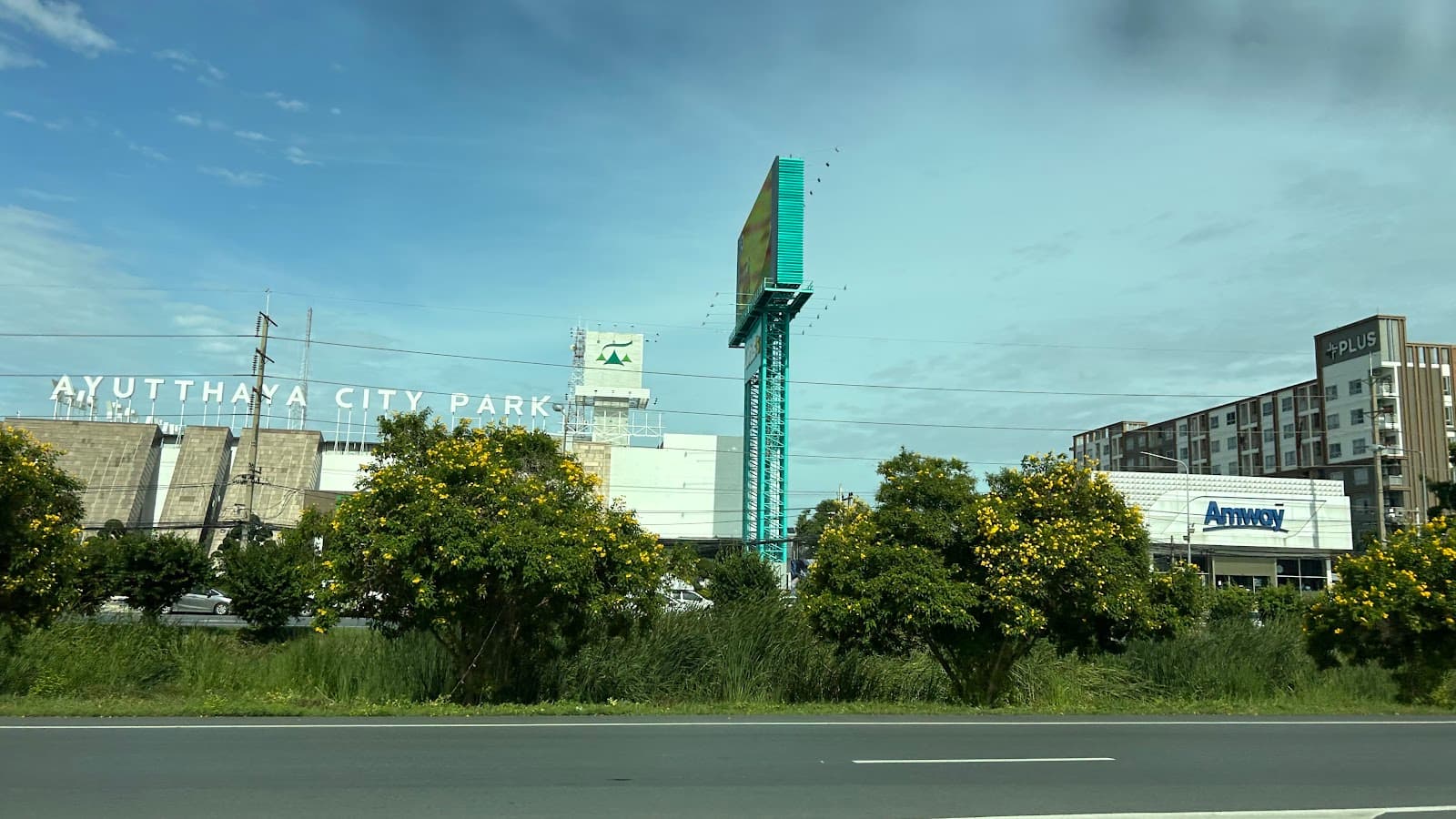 Wat Muang Ang Thong - Image 1