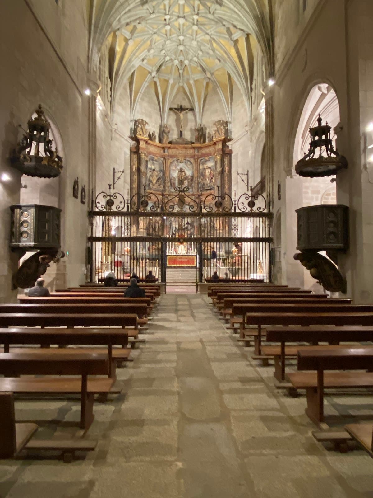 Iglesia de Santiago de los Caballeros - Image 1
