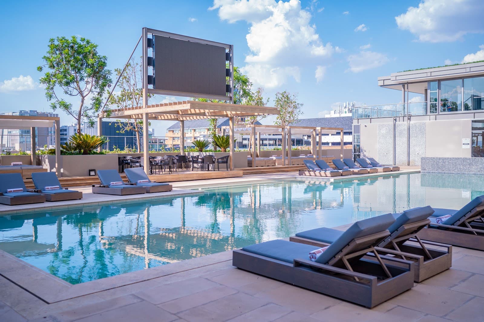 The Leonardo - Image 1