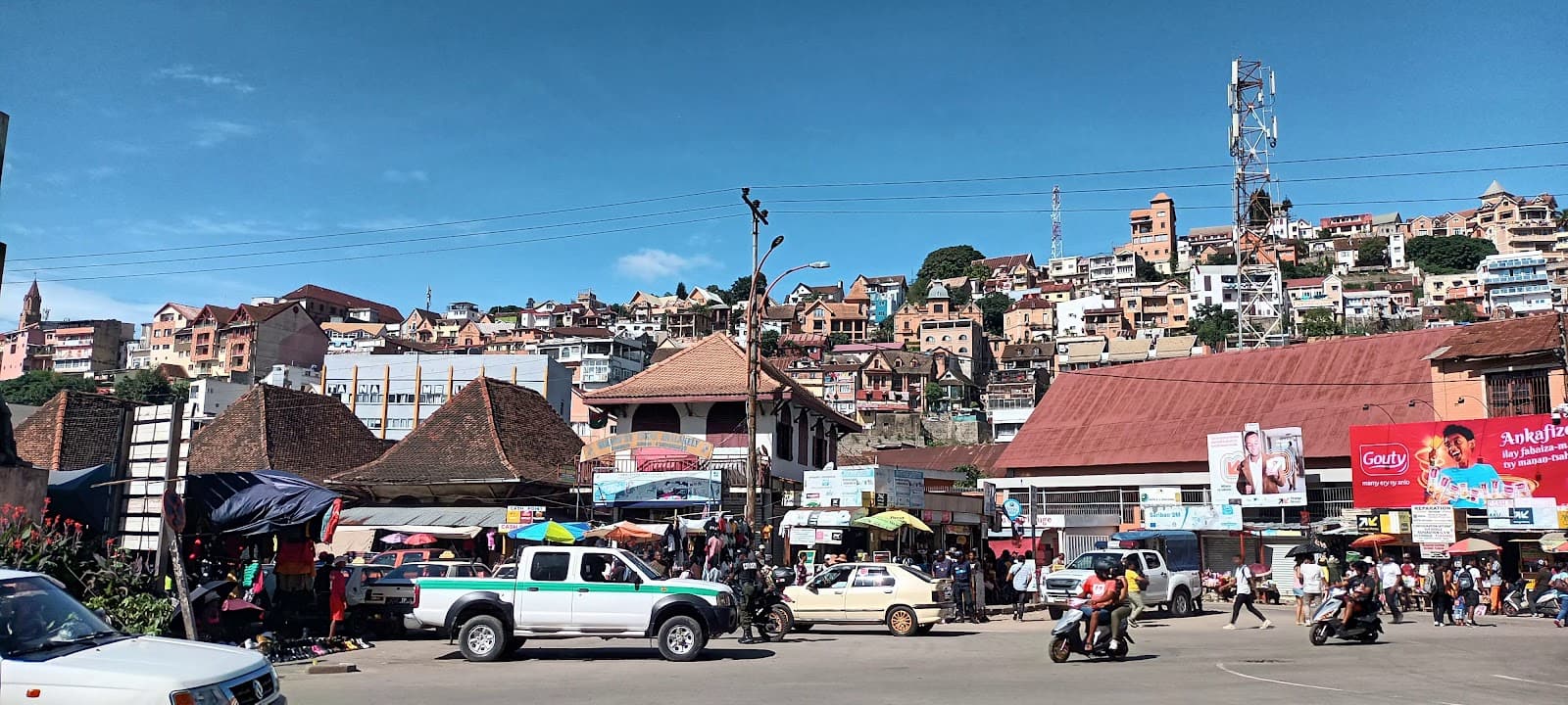 Avenue de l'Indépendance - Image 1