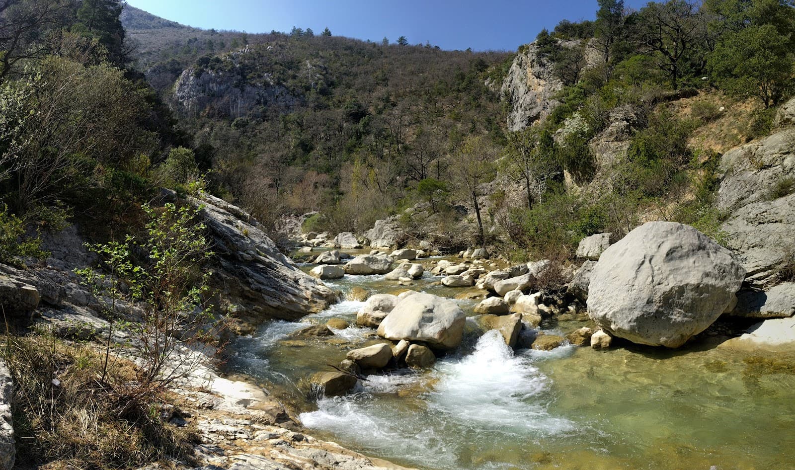 Ouvèze River Walk - Image 1