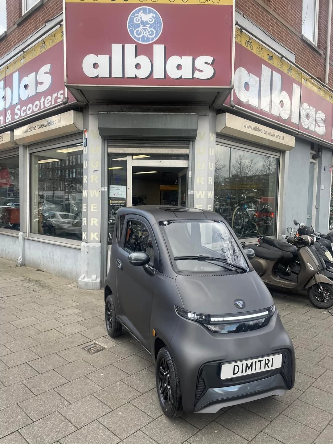 Afrikaanderplein Market - Image 1