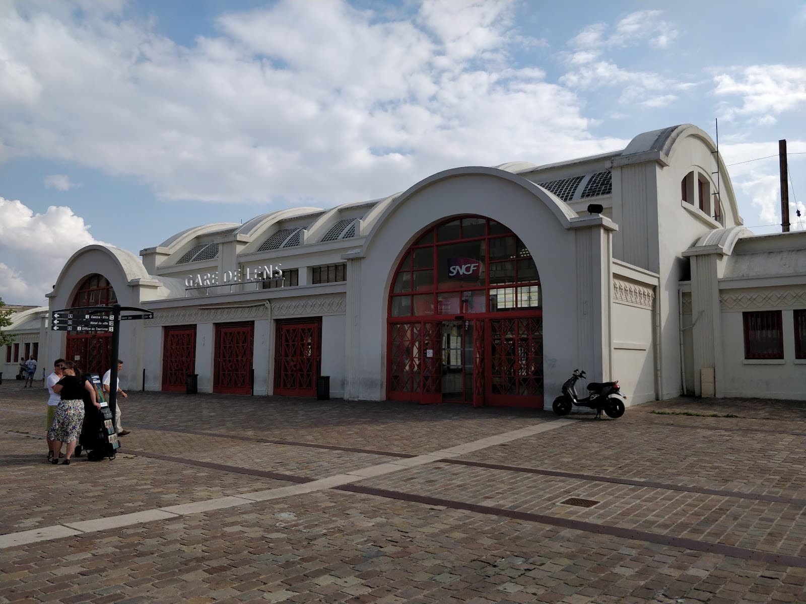 Lens Railway Station (Art Deco) - Image 1