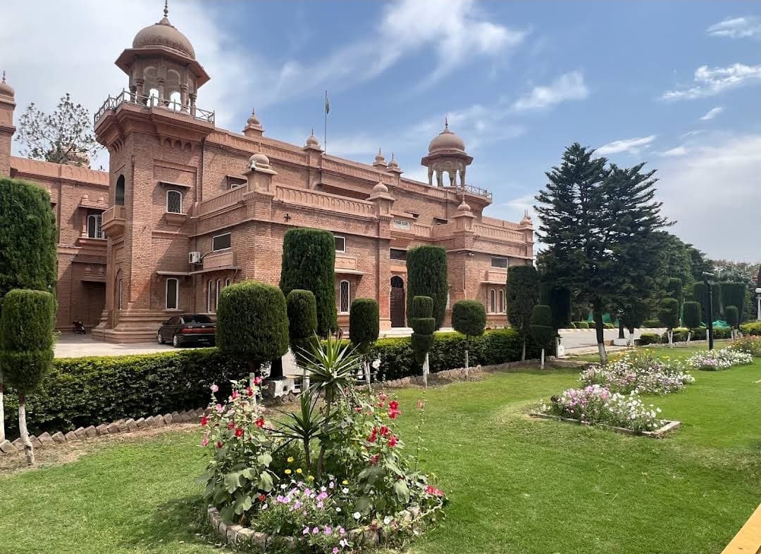 Peshawar Museum Peshawar - Image 1