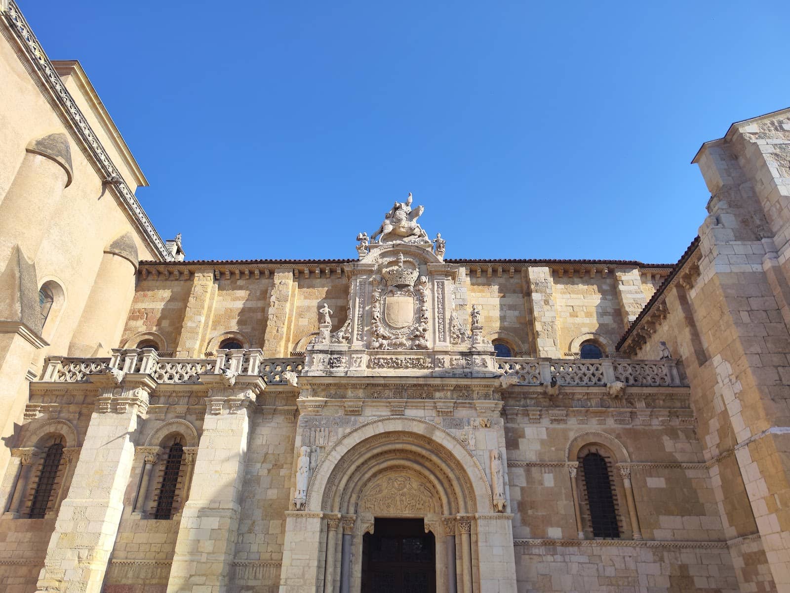 Romanesque Architecture