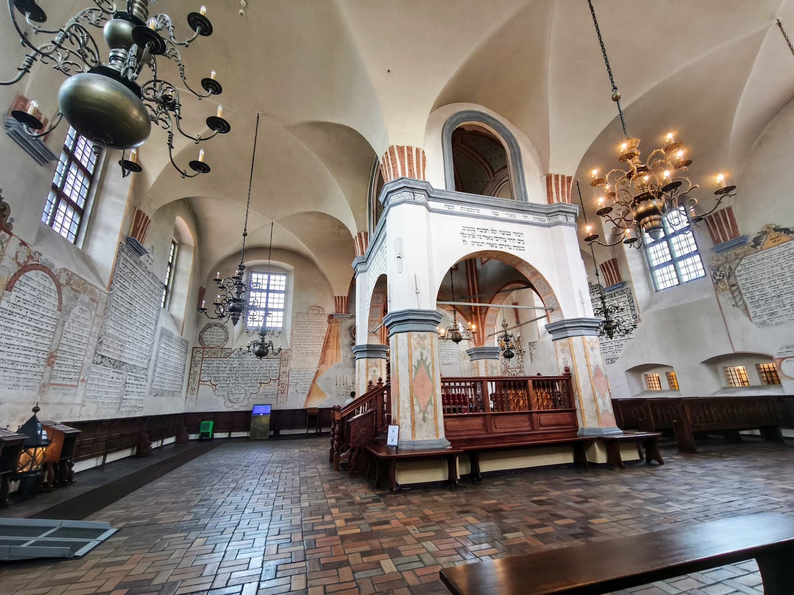 Tykocin Great Synagogue - Image 1