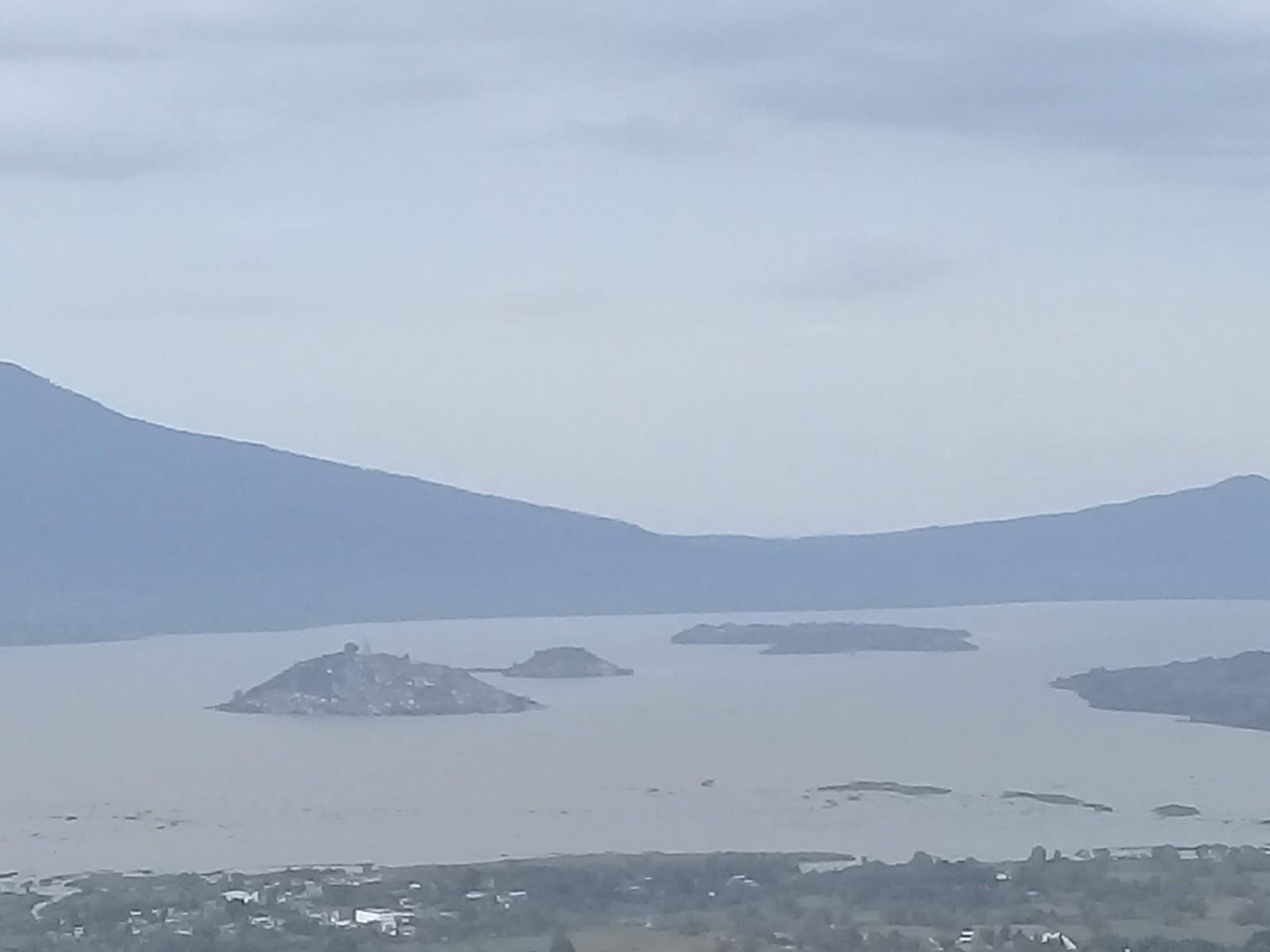 Isla Pacanda - Image 1