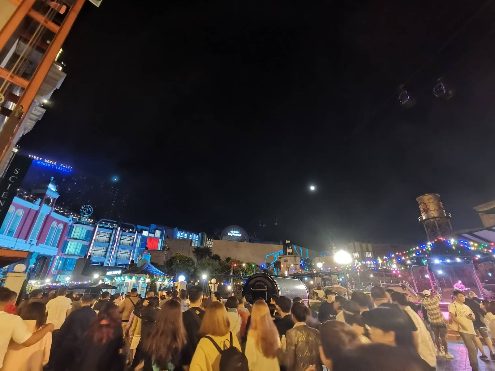 Symphonic Light Installation