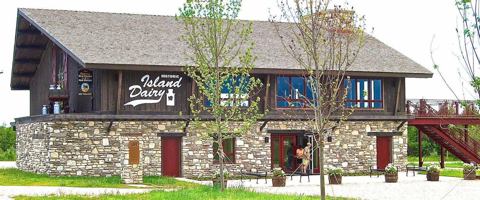 Island Lavender Co. at Historic Island Dairy - Image 1