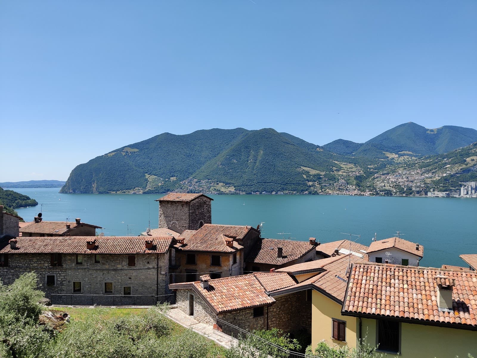 Monte Isola - Image 1