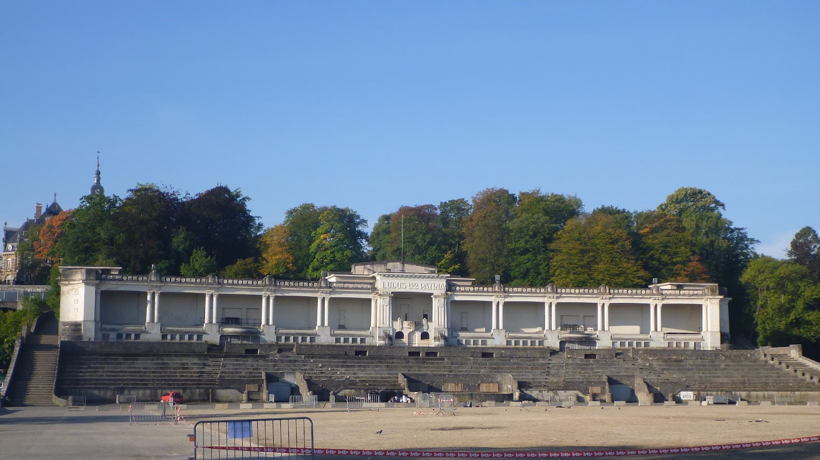 Esplanade de la Citadelle - Image 1