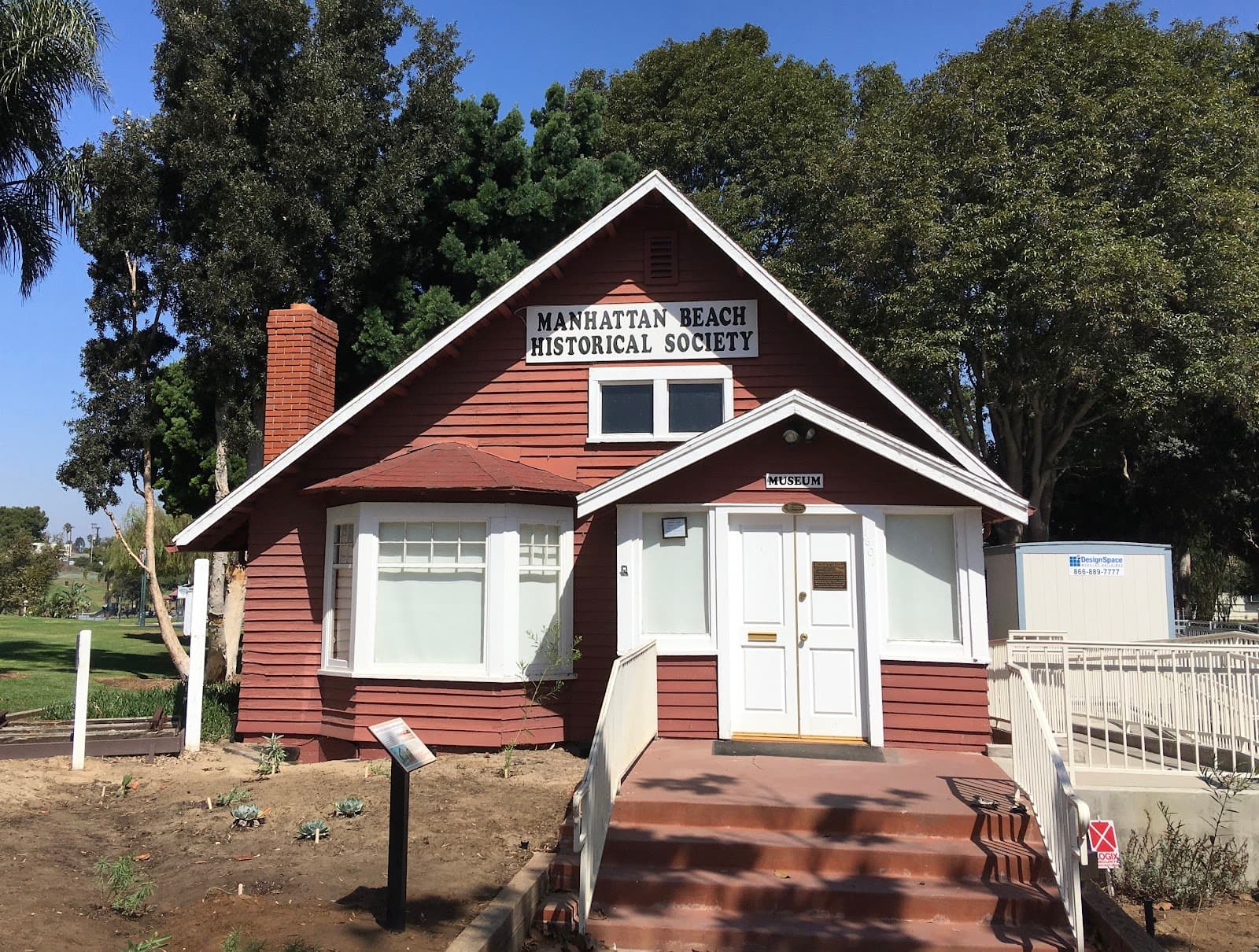Manhattan Beach Historical Museum - Image 1