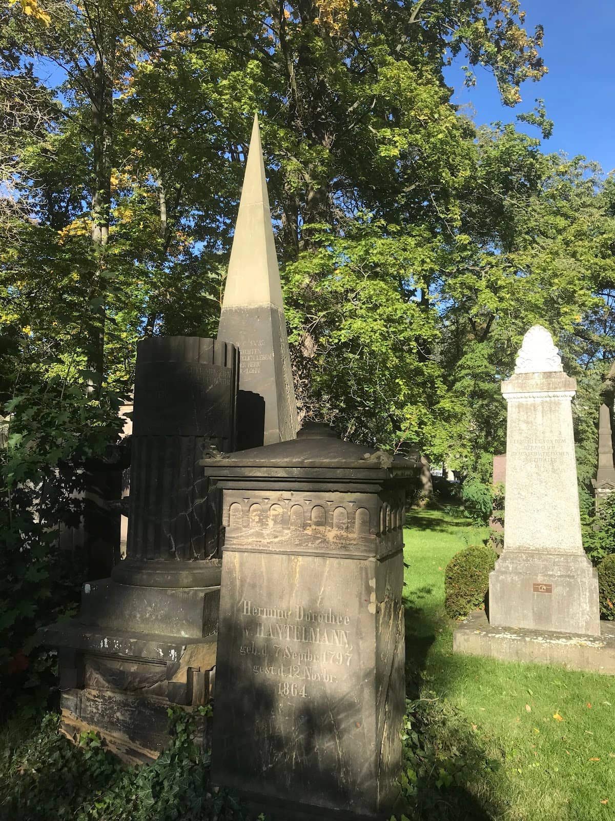 Notable Graves