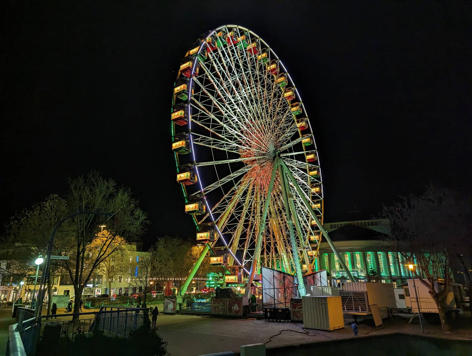 Staatstheater Proximity