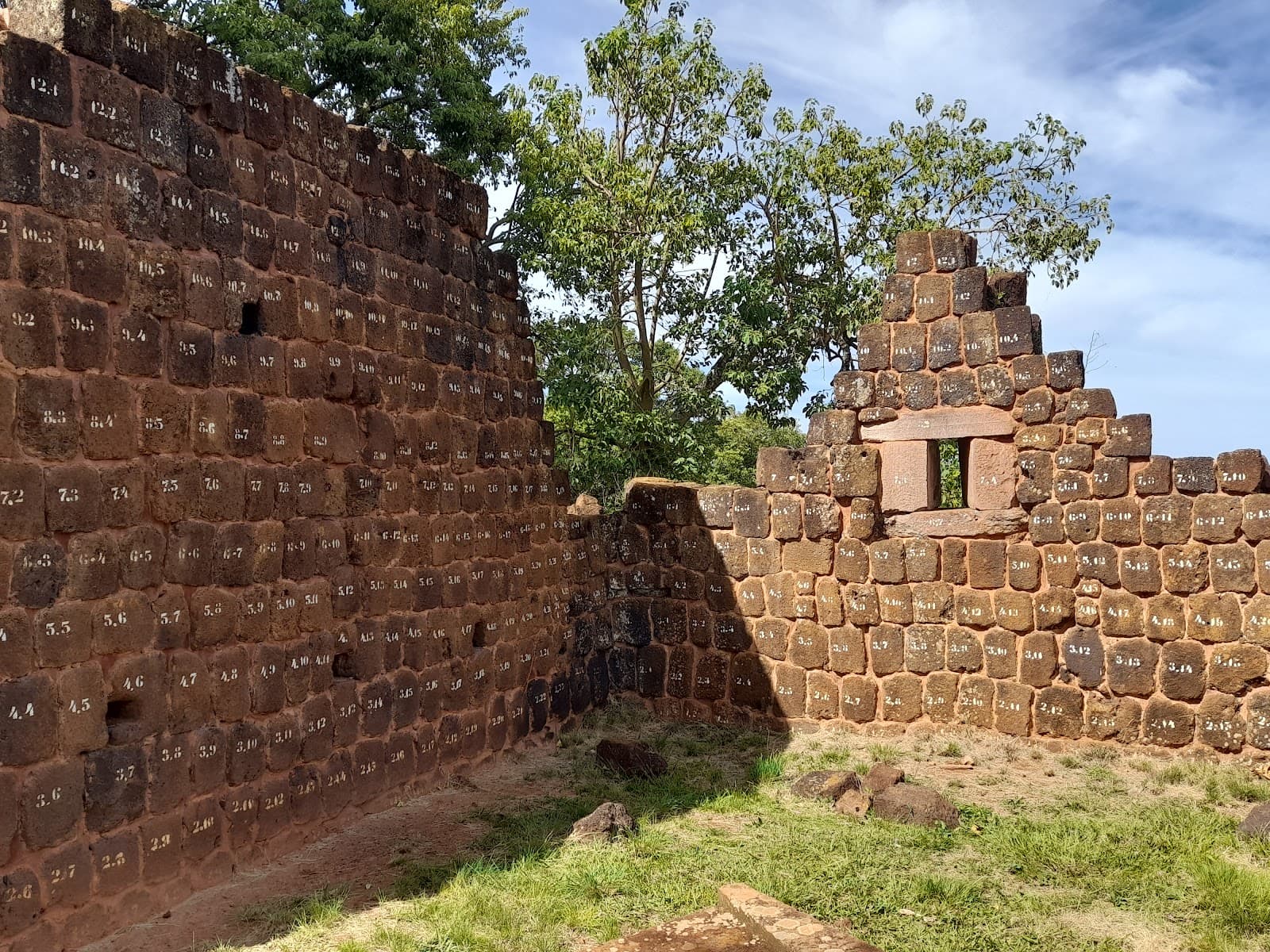 Ruínas de São Lourenço Mártir (São Luiz Gonzaga) - Image 1