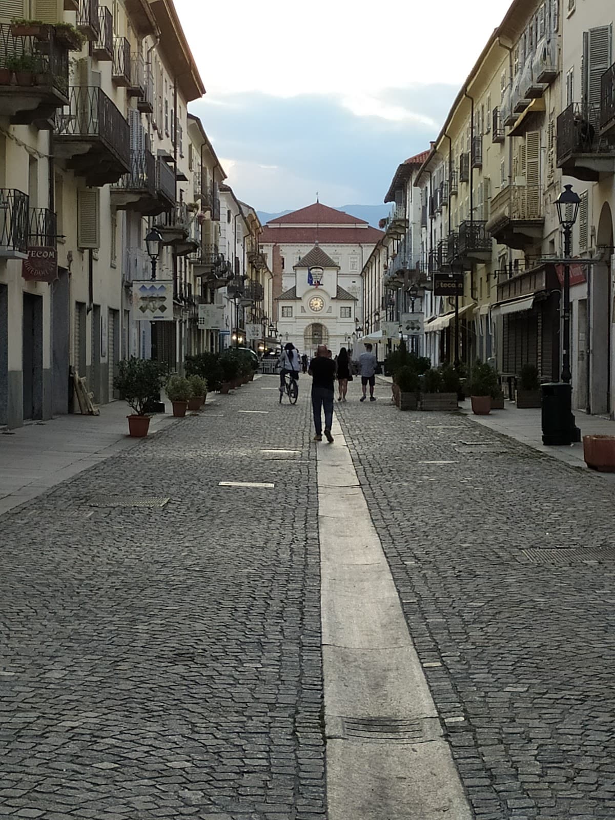 Via Andrea Mensa - Image 1