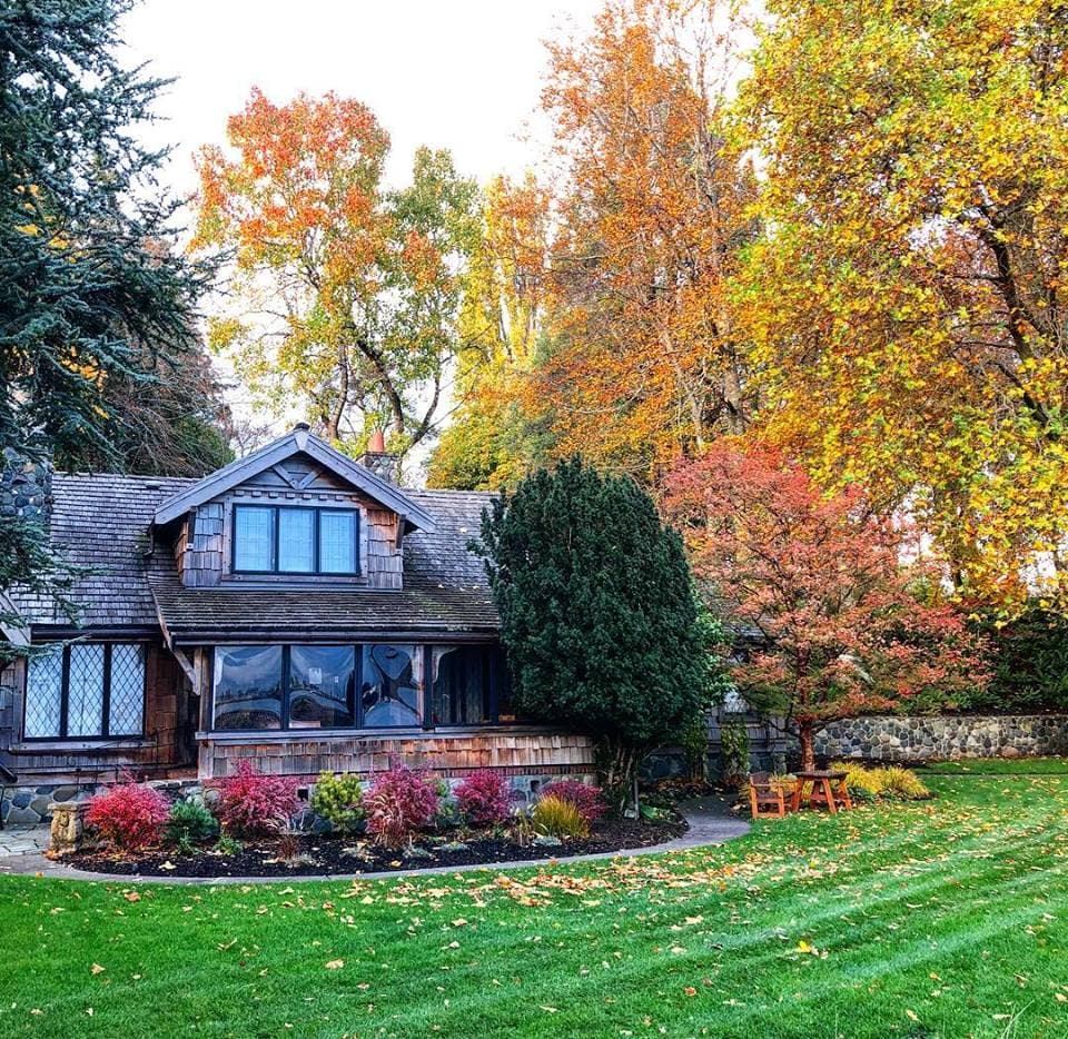 Filberg Heritage Lodge & Park - Image 1