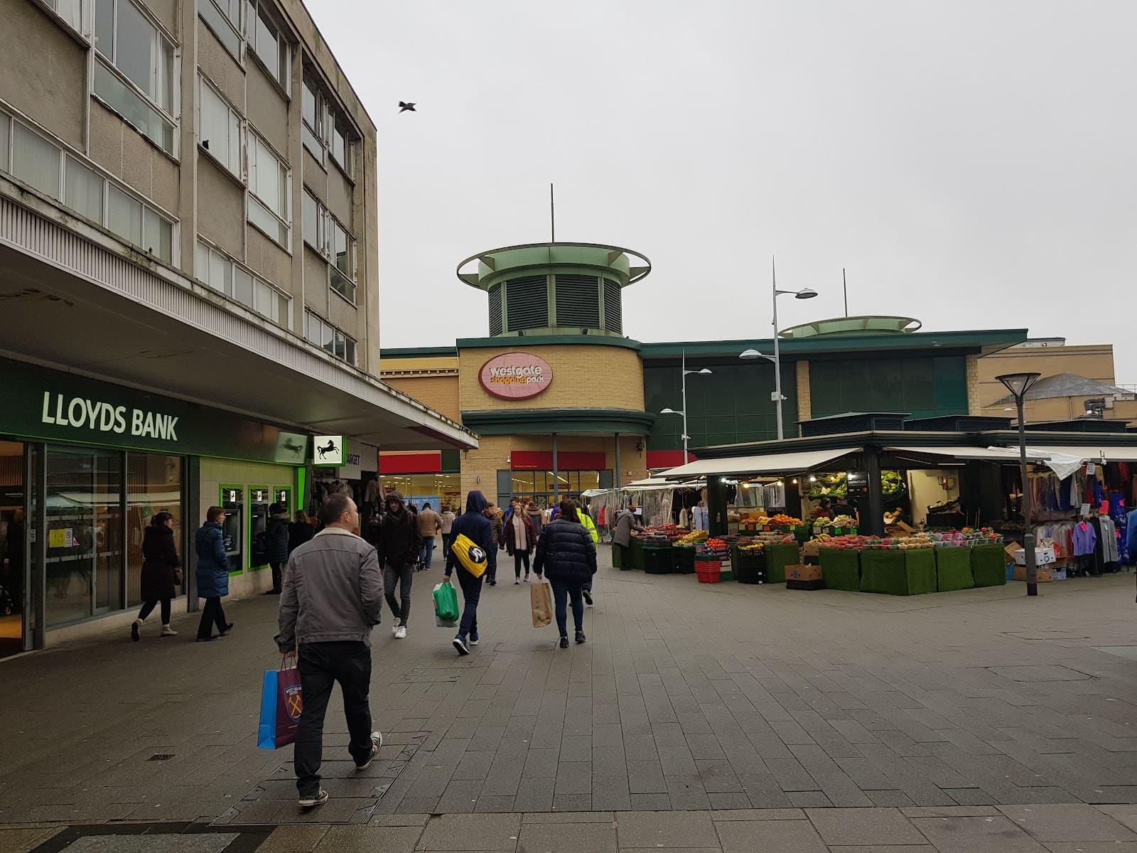 Basildon Market - Image 1