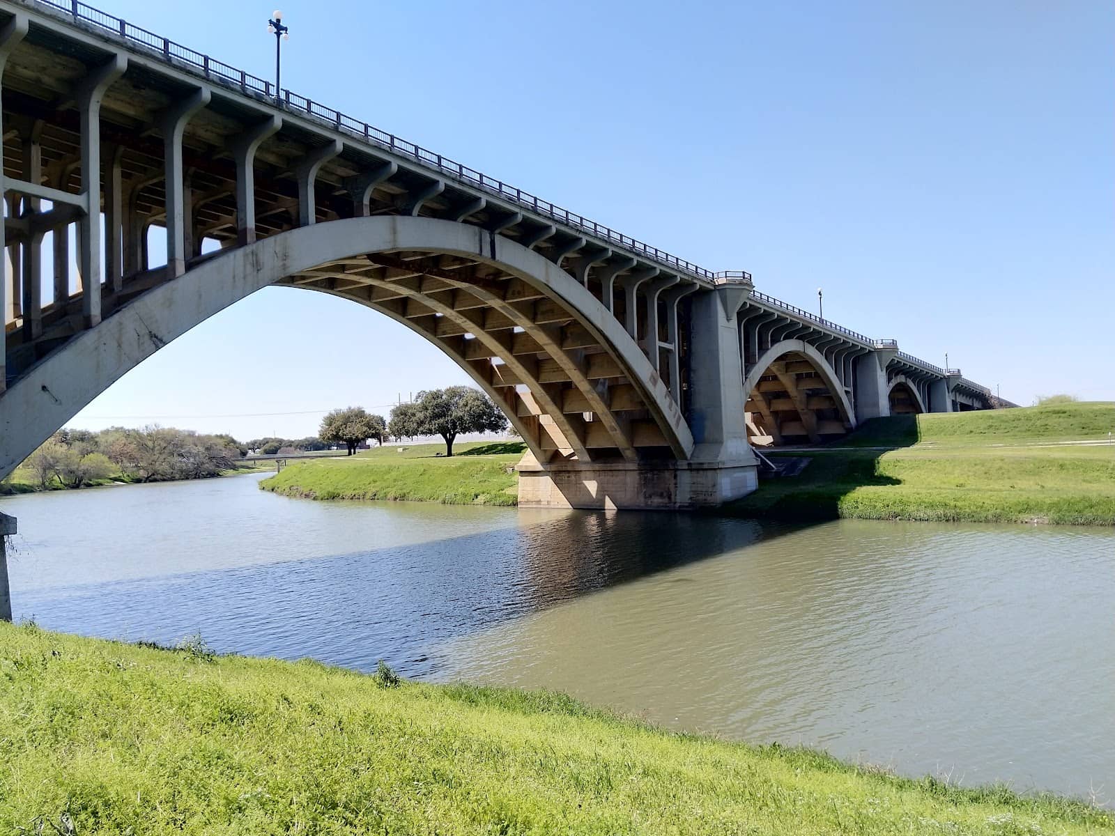 Trinity River Overlook
