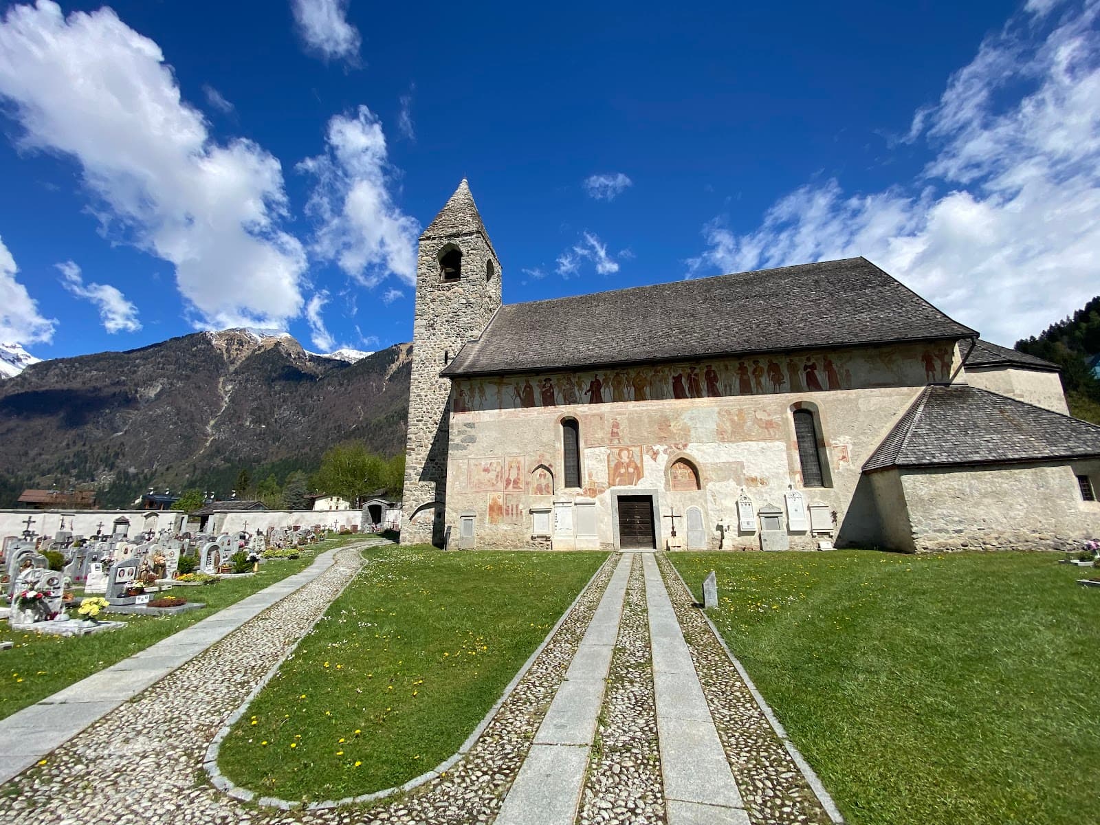 Church of San Vigilio (Pinzolo) - Image 1