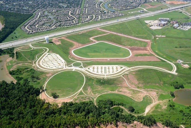 Crown Festival Park - Image 1