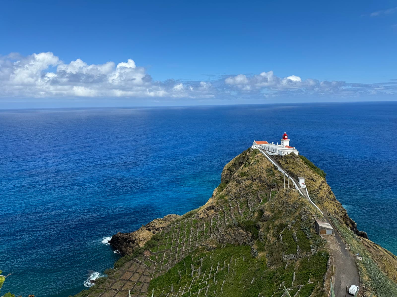Ponta do Castelo Lighthouse - Image 1